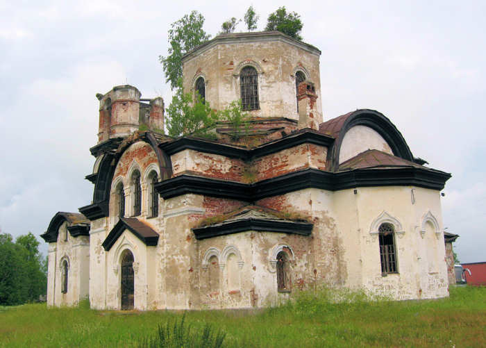 Vehkaojan vanha kirkko